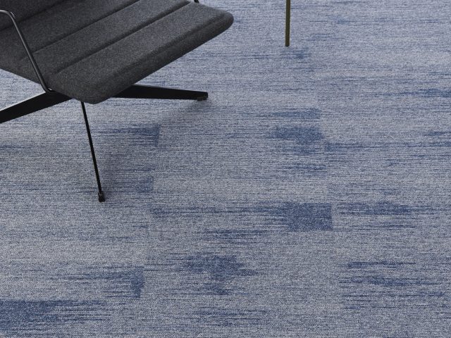 Essence Structure 9507